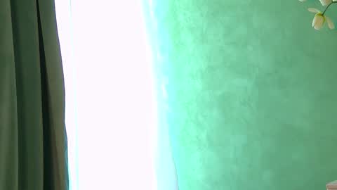 Ella online show from 03/08/26, 06:39