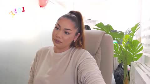 Ella online show from 02/17/26, 04:42