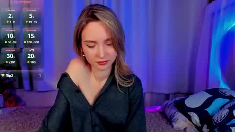 Snapshot of ellabloom chatting on 12/04/25, 03:54 Ella online show from 12/04/25, 03:54