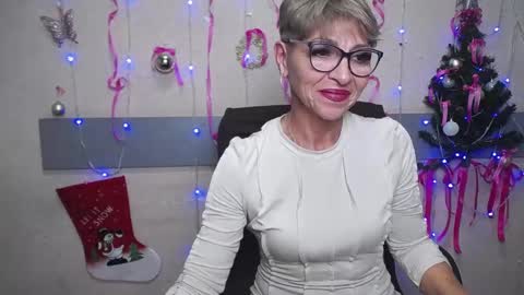 EllaBonito online show from 12/24/24, 04:30