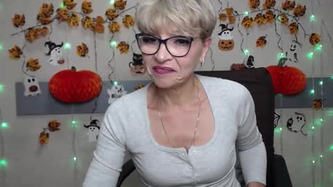 EllaBonito online show from 10/20/25, 05:30