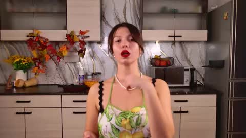 ellacanny online show from 11/27/25, 06:15