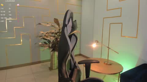 EllaClark online show from 02/02/25, 01:34