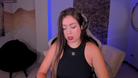 EllaClark online show from 02/28/25, 11:14