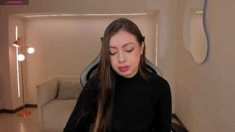 EllaClark online show from 09/15/25, 06:52