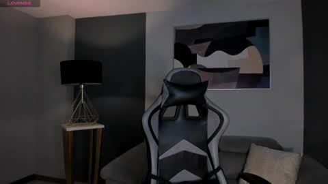 EllaClark online show from 09/28/25, 04:56