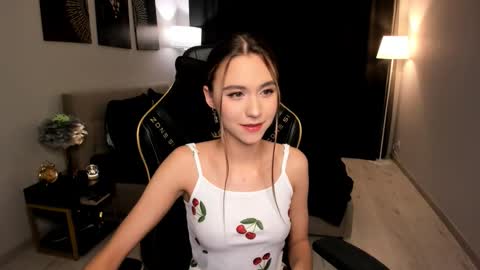 ellacurtis online show from 03/03/26, 06:03