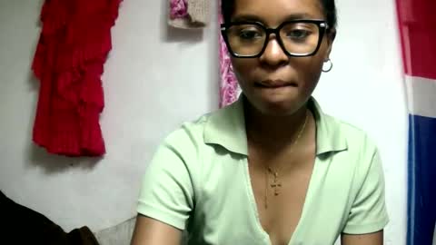 ellah245 online show from 02/09/26, 08:57