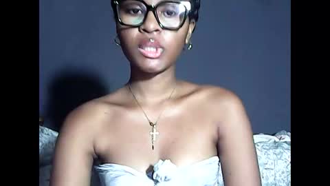 ellah245 online show from 05/24/26, 07:30