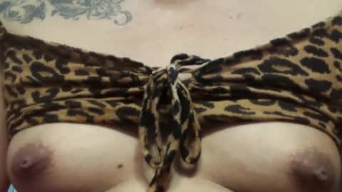 Ellah online show from 01/21/25, 06:11