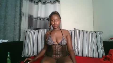 Snapshot of ellah_simone chatting on 05/08/26, 09:42 ellah-simone online show from 05/08/26, 09:42