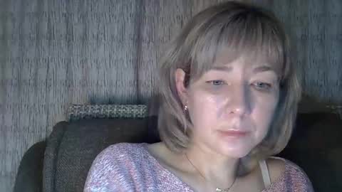 Snapshot of ellajohnsonx chatting on 12/20/24, 06:24 ellajohnsonx online show from 12/20/24, 06:24