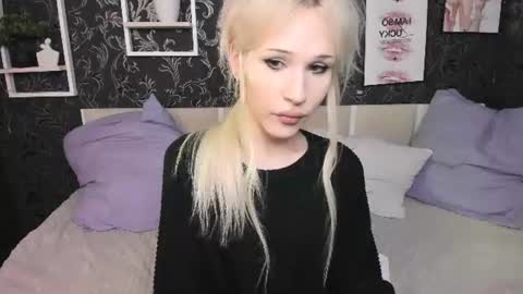ellajoiness online show from 06/22/26, 05:32