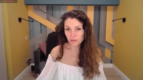 EllaLongs online show from 01/25/25, 12:26