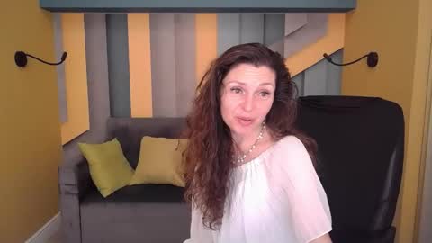 EllaLongs online show from 03/11/26, 12:44