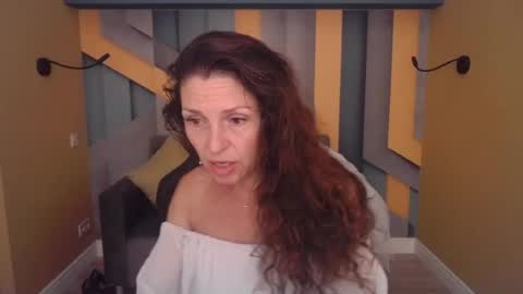 Snapshot of ellalongs chatting on 07/08/26, 11:37 EllaLongs online show from 07/08/26, 11:37