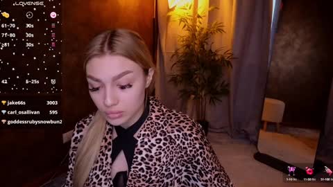 ellamilla online show from 01/22/25, 08:51