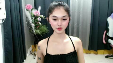 Snapshot of ellamiller69 chatting on 06/21/26, 01:57 ELLA online show from 06/21/26, 01:57
