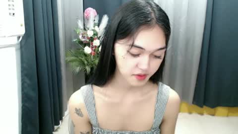 Snapshot of ellamiller69 chatting on 07/06/26, 04:09 ELLA online show from 07/06/26, 04:09