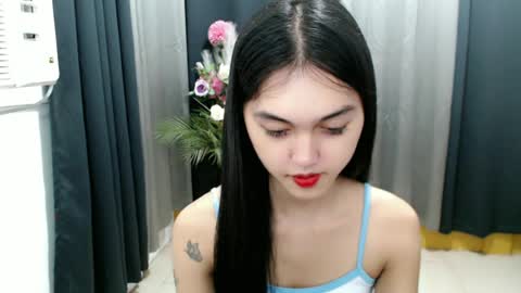 Snapshot of ellamiller69 chatting on 07/07/26, 05:06 ELLA online show from 07/07/26, 05:06