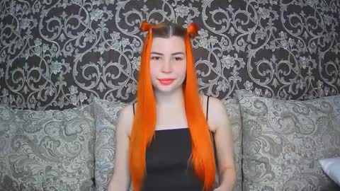 Snapshot of ellanuar chatting on 11/17/25, 02:50 EllaNuar online show from 11/17/25, 02:50