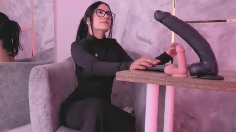  ella  online show from 02/21/26, 10:38