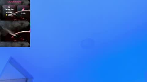 ellarosee_ online show from 04/17/26, 06:44