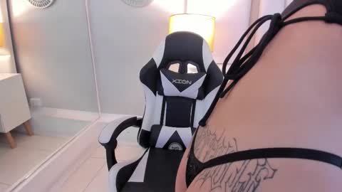 Ella Sanders online show from 03/07/26, 02:30