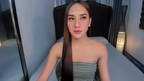 Sophia online show from 03/02/25, 04:50