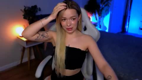 Ella online show from 02/22/26, 05:08