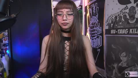 follow me on instagram .    online show from 01/21/25, 10:51