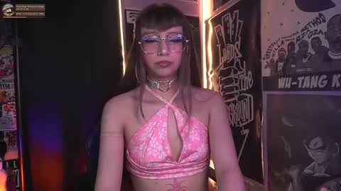 follow me on instagram .    online show from 12/03/25, 05:11