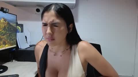 S O F I A   3 Try my private online show from 10/09/25, 11:47