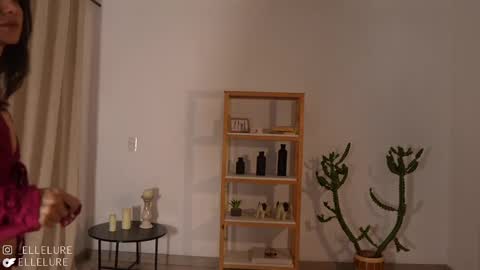 Linda Restrepo online show from 03/05/25, 11:49