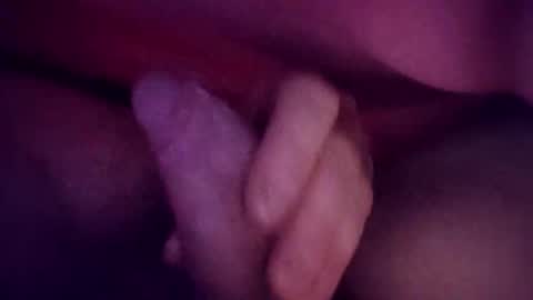 Snapshot of ellemoitoi chatting on 04/20/26, 03:53 ellemoitoi online show from 04/20/26, 03:53