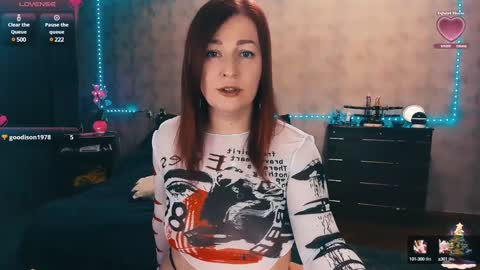 Elli   NEXT STREAM      online show from 01/19/25, 08:09