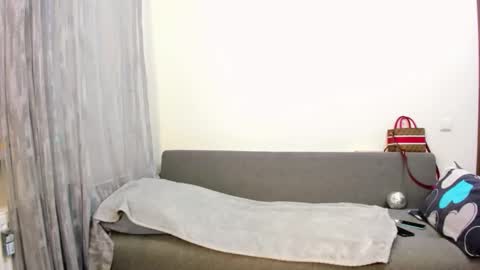 ellen_flow online show from 12/03/25, 09:13