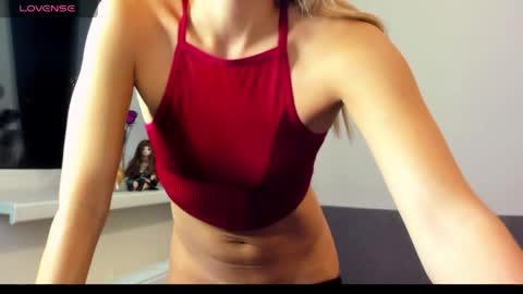 Snapshot of ellen_flow chatting on 03/23/26, 08:24 ellen_flow online show from 03/23/26, 08:24