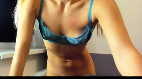 Snapshot of ellen_flow chatting on 03/28/26, 06:07 ellen_flow online show from 03/28/26, 06:07