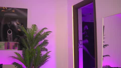 EllenKarter online show from 03/26/26, 03:56