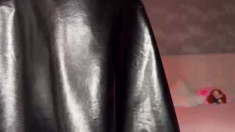 Snapshot of ellenmays chatting on 01/07/26, 05:21 Ellen online show from 01/07/26, 05:21