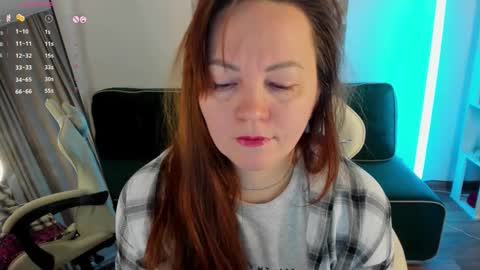 Snapshot of elli_anderson chatting on 03/03/26, 01:56 elli_anderson online show from 03/03/26, 01:56
