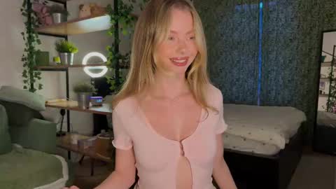 Snapshot of elli_harmon chatting on 03/27/26, 04:51 Ellie --- Ill see you either on Friday or Saturday and definitely on Sunday online show from 03/27/26, 04:51