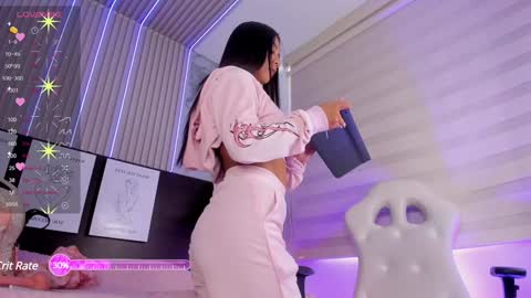 Ellie online show from 01/09/25, 05:11