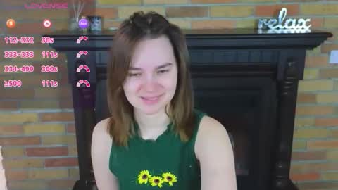 Snapshot of ellie_babyy chatting on 03/09/26, 08:40 Ellie online show from 03/09/26, 08:40