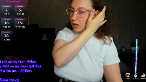 Ellie online show from 11/09/25, 12:14