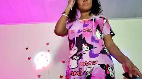 Snapshot of ellie_cute7 chatting on 06/01/26, 07:37 ellie_cute7 online show from 06/01/26, 07:37