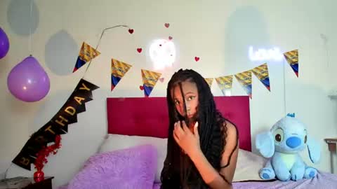Snapshot of ellie_cute7 chatting on 06/26/26, 07:51 ellie_cute7 online show from 06/26/26, 07:51