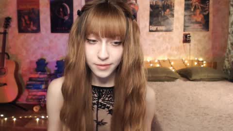 ellie_friendly online show from 12/08/24, 11:51