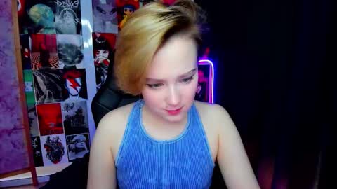 Ellie online show from 02/14/26, 01:57